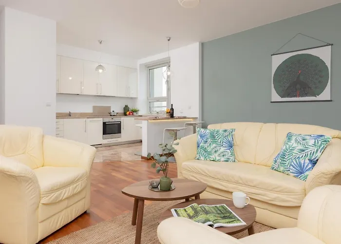 Warsaw Slominskiego Apartment By Noclegi Renters